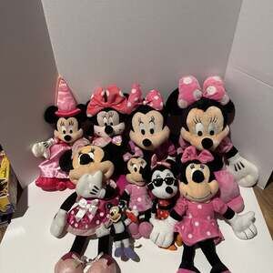 Minnie Mouse Plush Lot